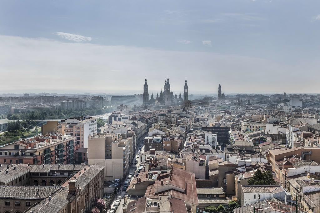 Mirador Del Ebro Apartment Zaragoza Bagian luar foto