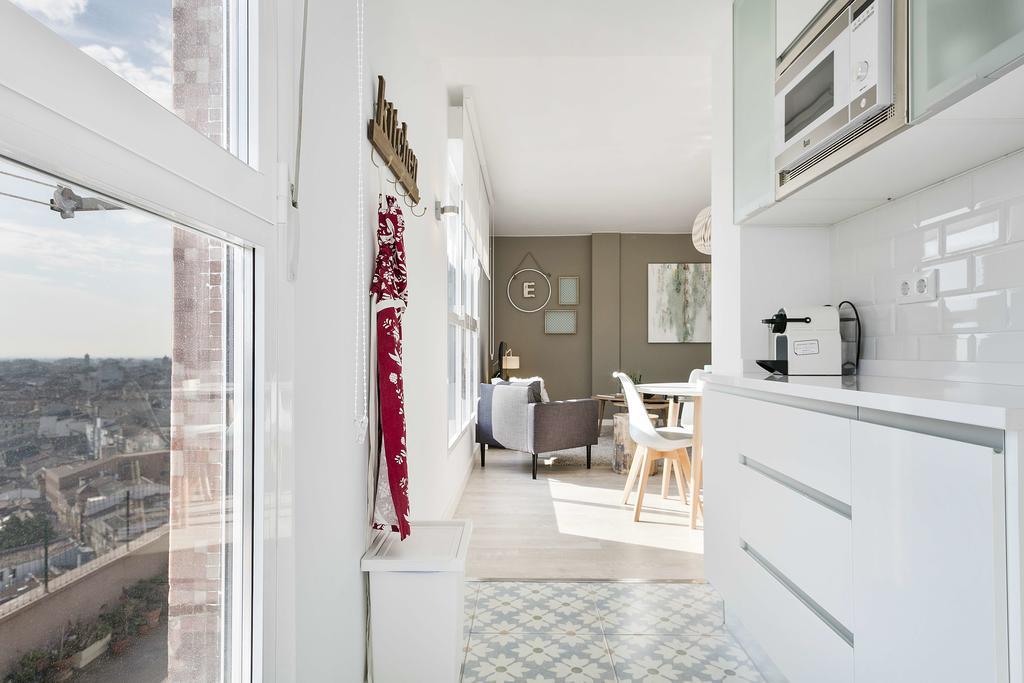Mirador Del Ebro Apartment Zaragoza Bagian luar foto